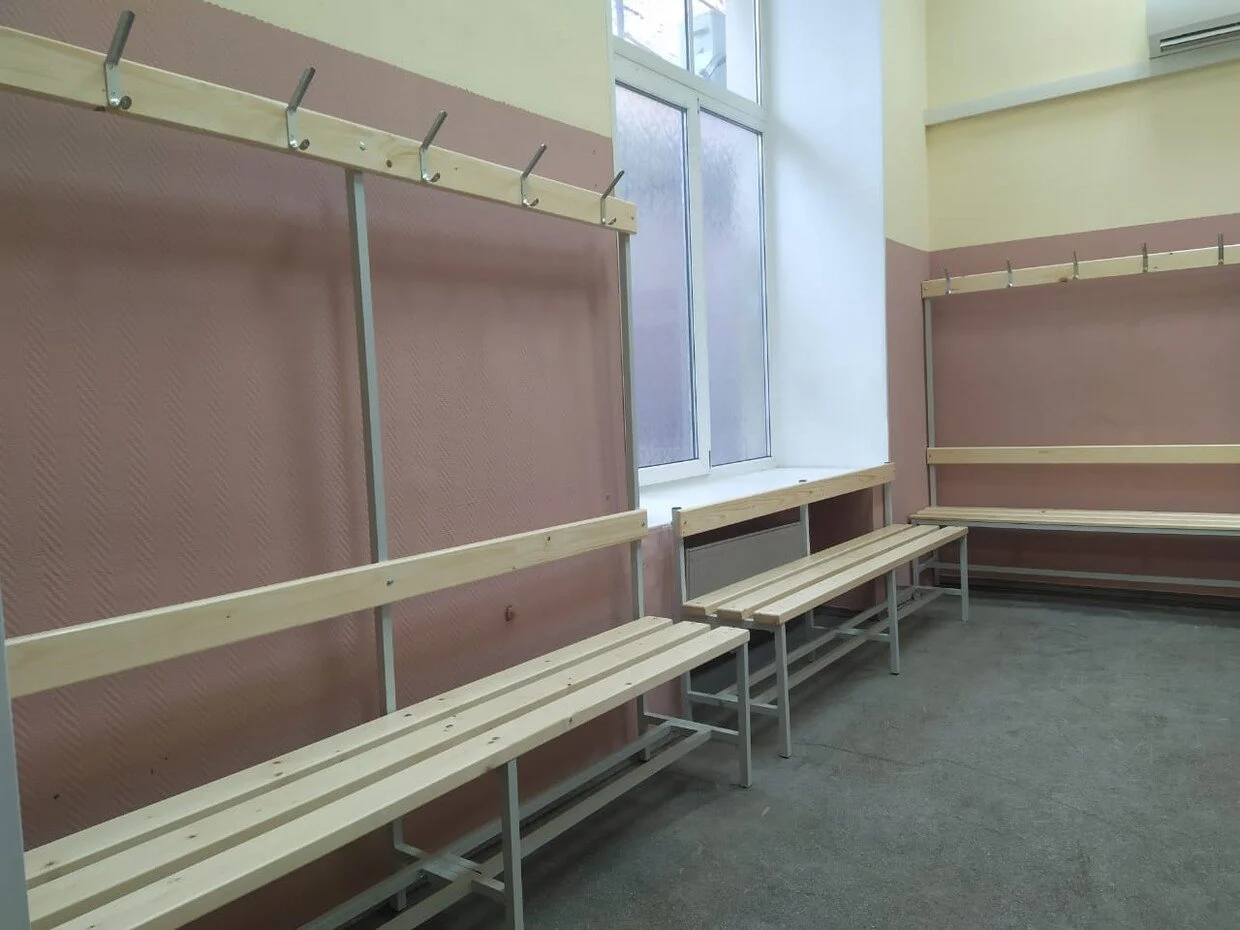 Скамейка с вешалкой для раздевалки СГ-1В-2000