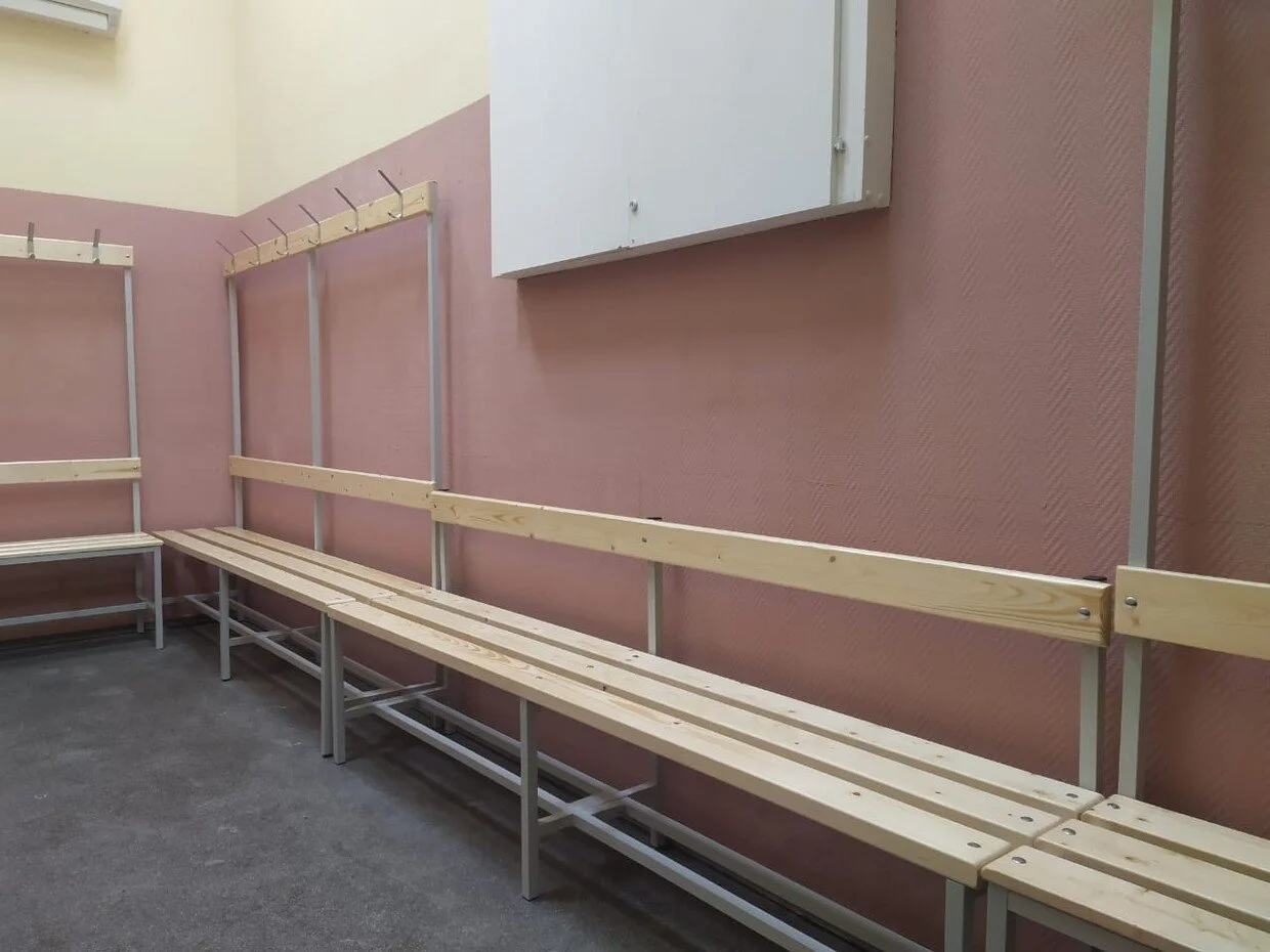 Скамейка с вешалкой для раздевалки СГ-1В-2000