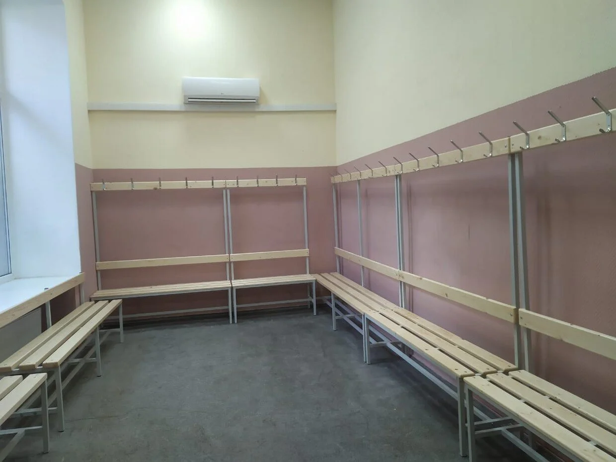 Скамейка с вешалкой для раздевалки СГ-1В-2000